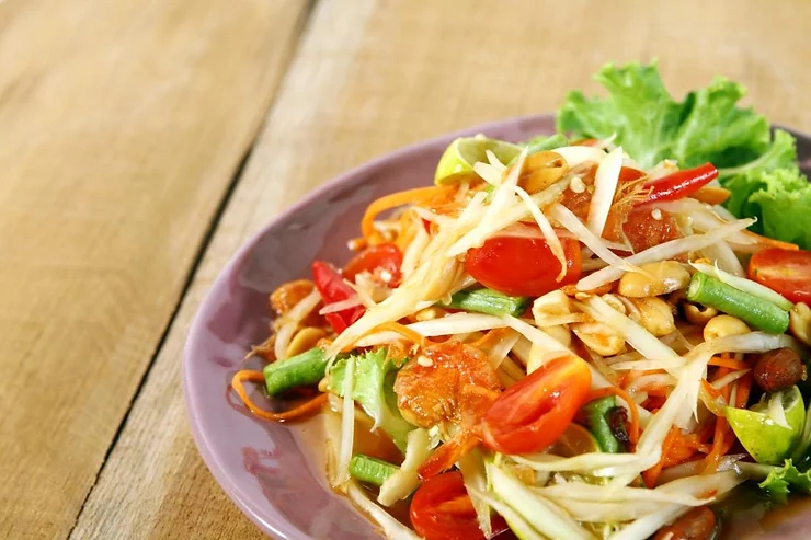 Green Papaya Salad (Somtam) in table